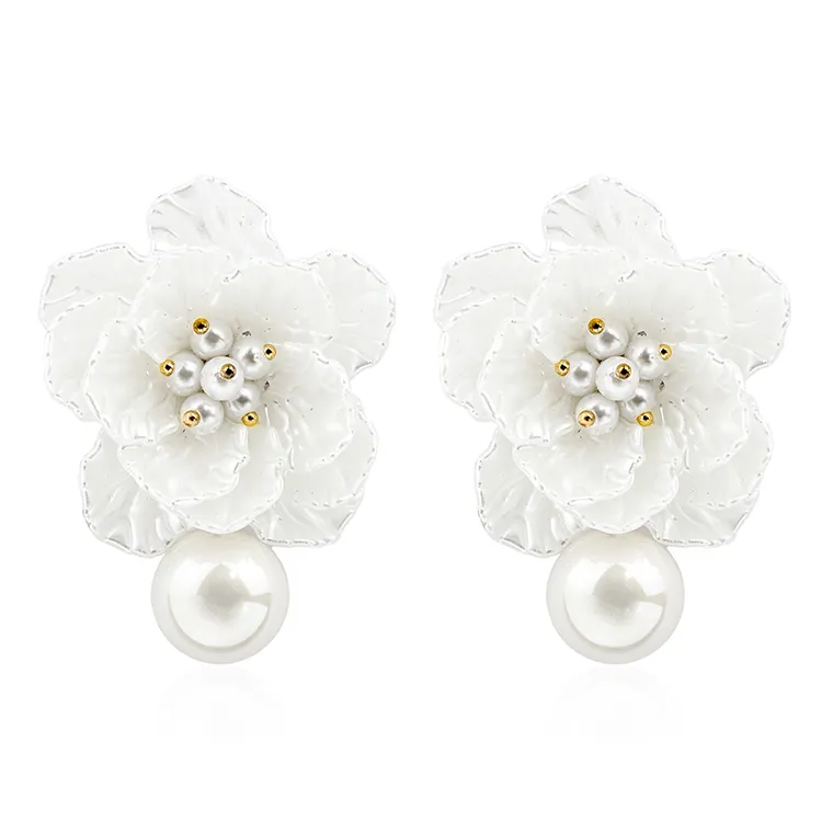 Resin Flower Earrings with Drop of Pearl