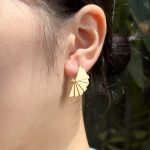 OEM ODM Gold Geometric Fan Shaped Stud Earrings for Women