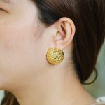 Customizable Shiny Gold Irregular Round Stud Earrings for Women