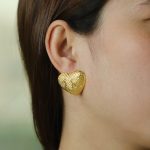 OEM ODM Bulk Jewelry Trendy Intricate Weave Gold Heart Earrings for Women