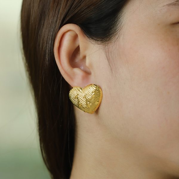 Bulk Jewelry Trendy Intricate Weave Gold Heart Earrings for Women - Image 2