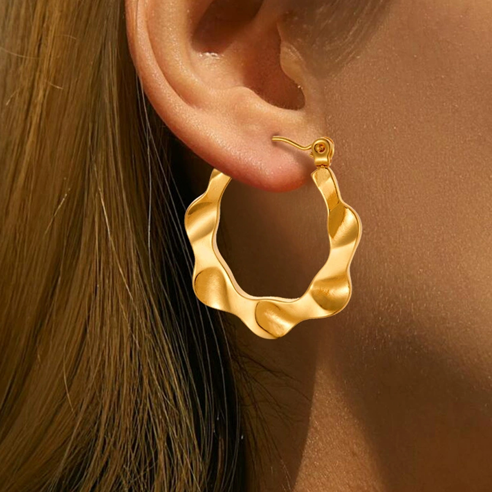 Factory Outlet Custom Gold Stainless Steel Hoop Earrings for Women - Image 2