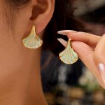 Custom Design Fashion Stainless Steel Enamel Fan Stud Earrings for Women