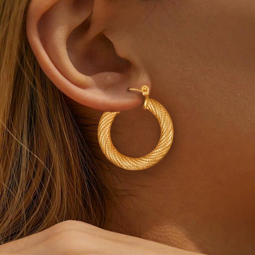 Factory Custom Twisted Gold Stainless Steel Hoop Earrings for Women - Image 2