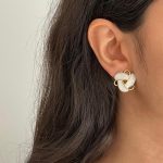 Customized Manufacturer Stainless Steel Triangle Wrap Stud Earrings for Women