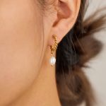 Custom Design Stylish Twisted Hoop Pearl Drop Earrings for Women