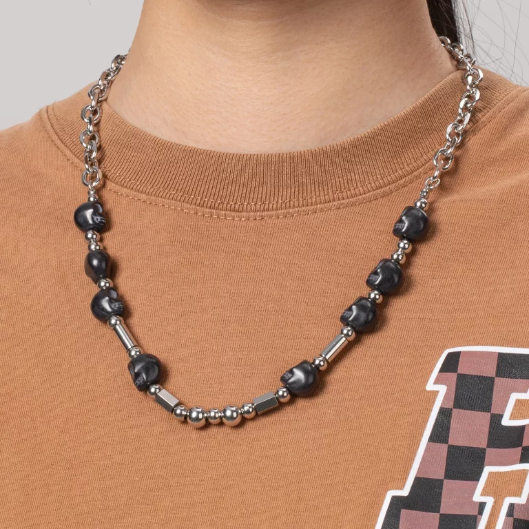 Custom black skull bead chain necklace for women