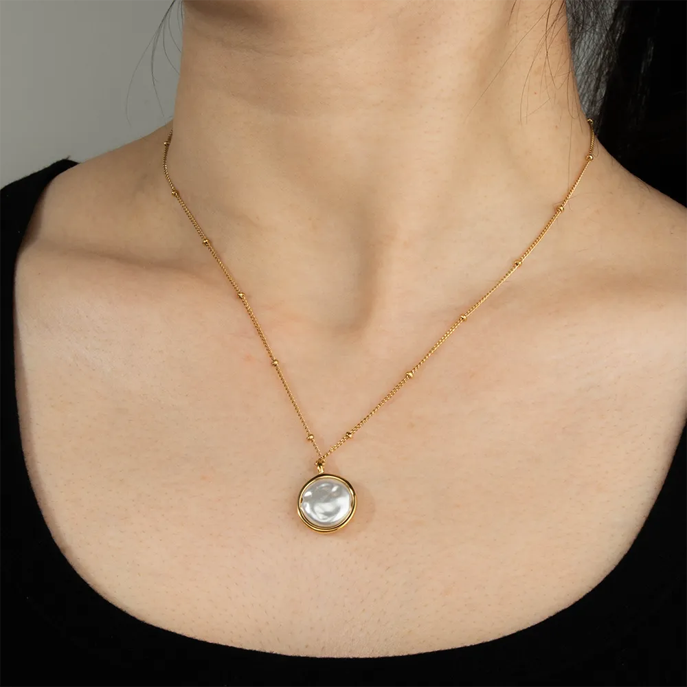 Stainless steel round pearl pendant gold chain direct supplier