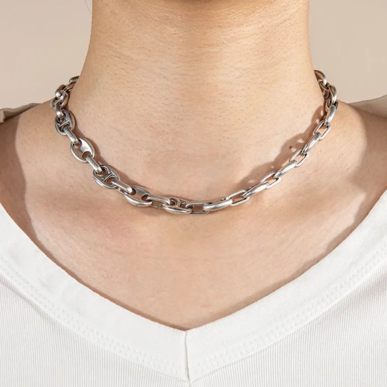 Personalized antique silver logo chain necklace for women