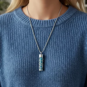 Custom stainless steel engraved perfume locket necklace for women factory in China