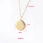 ODM size of mirror stainless steel retro pattern photo locket necklace for e-commerce stores