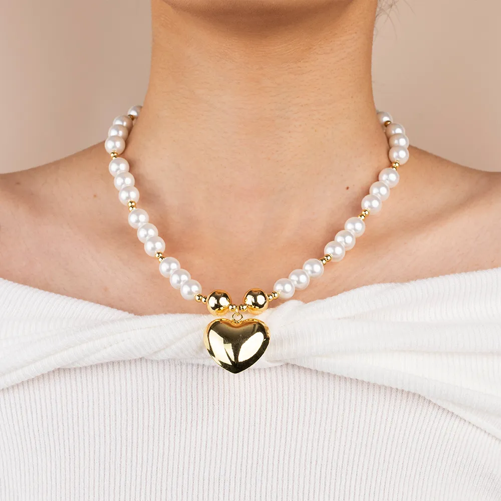 OEM Stainless Steel Imitation Pearl Chain Gold Heart Charm Necklace for Women Source Factory