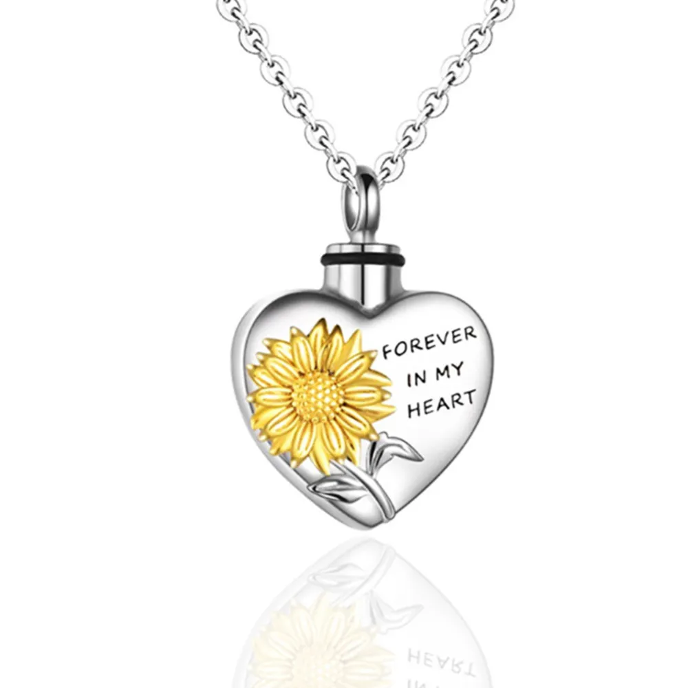 Female stainless steel heart flower locket necklace for retailers