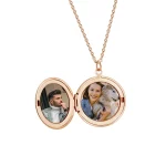 OEM round engraved stainless steel photo locket necklace for e-commerce stores