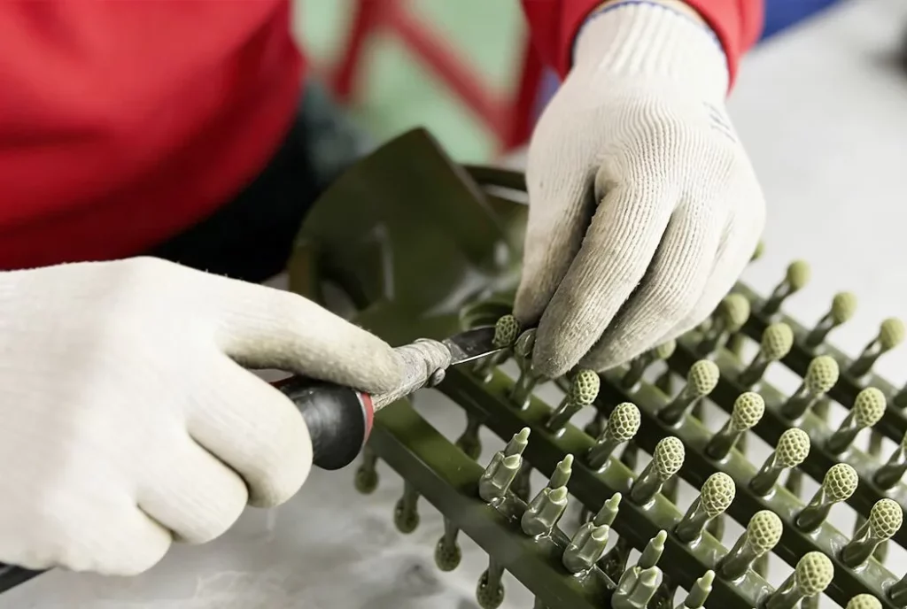 Jewelry sampling and casting process for custom stainless steel jewelry manufacturing at Haosen