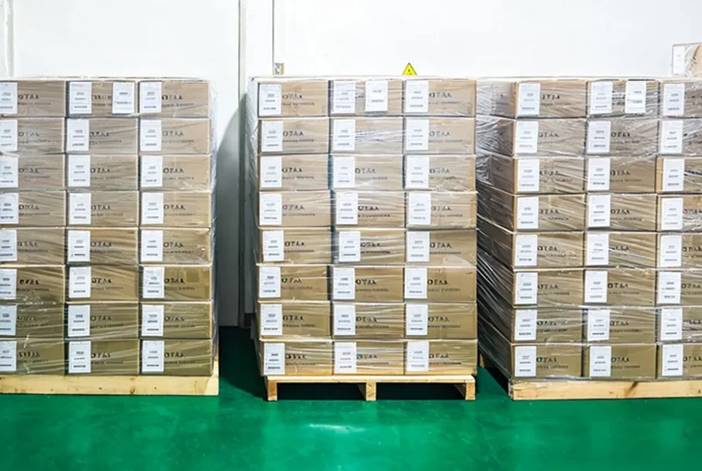 Packed stainless steel jewelry orders prepared for global shipping from Haosen manufacturing facility