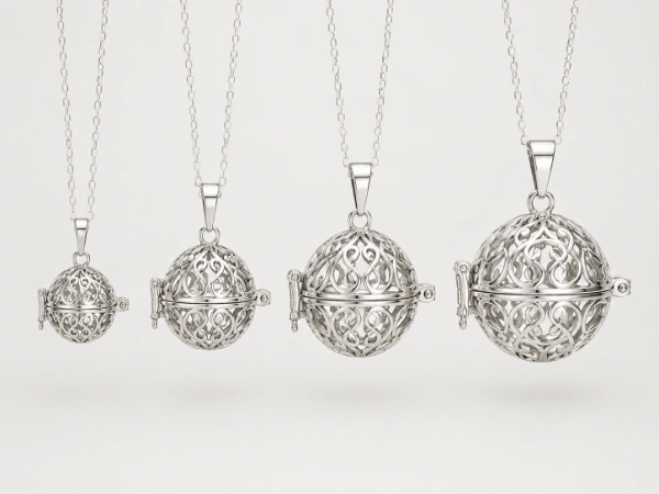 Custom 316L stainless steel locket necklace size options shown in four graduated dimensions for OEM and private label jewelry collections