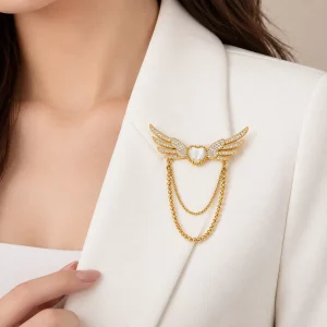 gold-wing-heart-chain-brooch-female-model